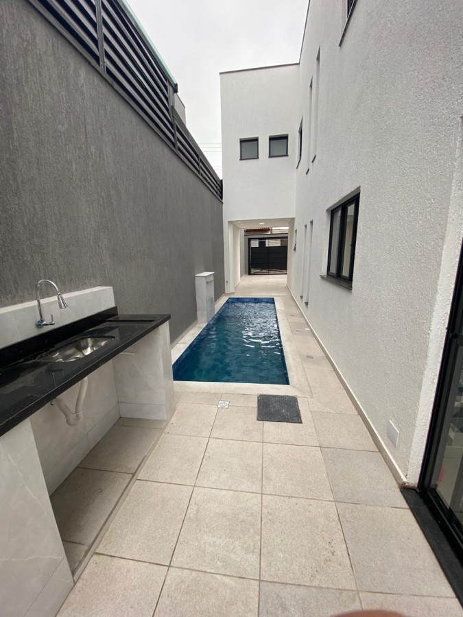 Casa, 3 quartos, 205 m² - Foto 4