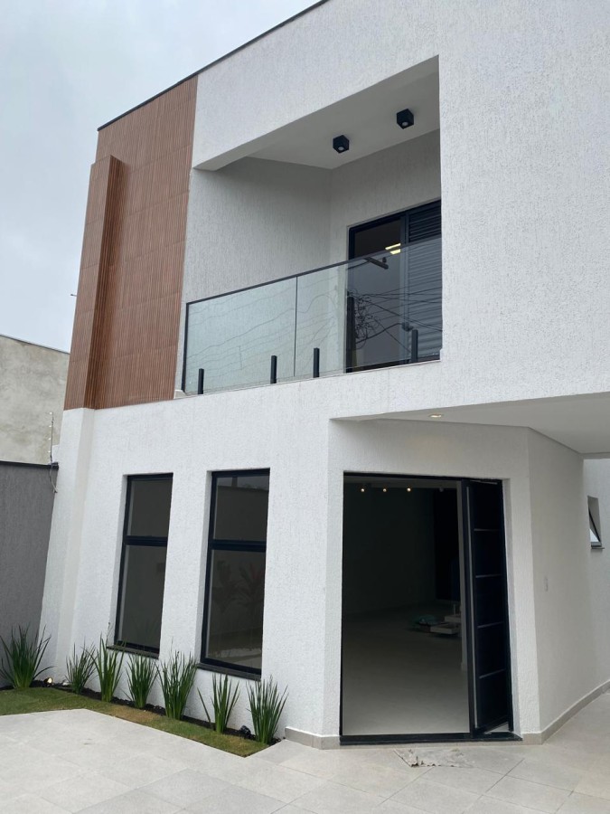 Casa, 3 quartos, 205 m² - Foto 1