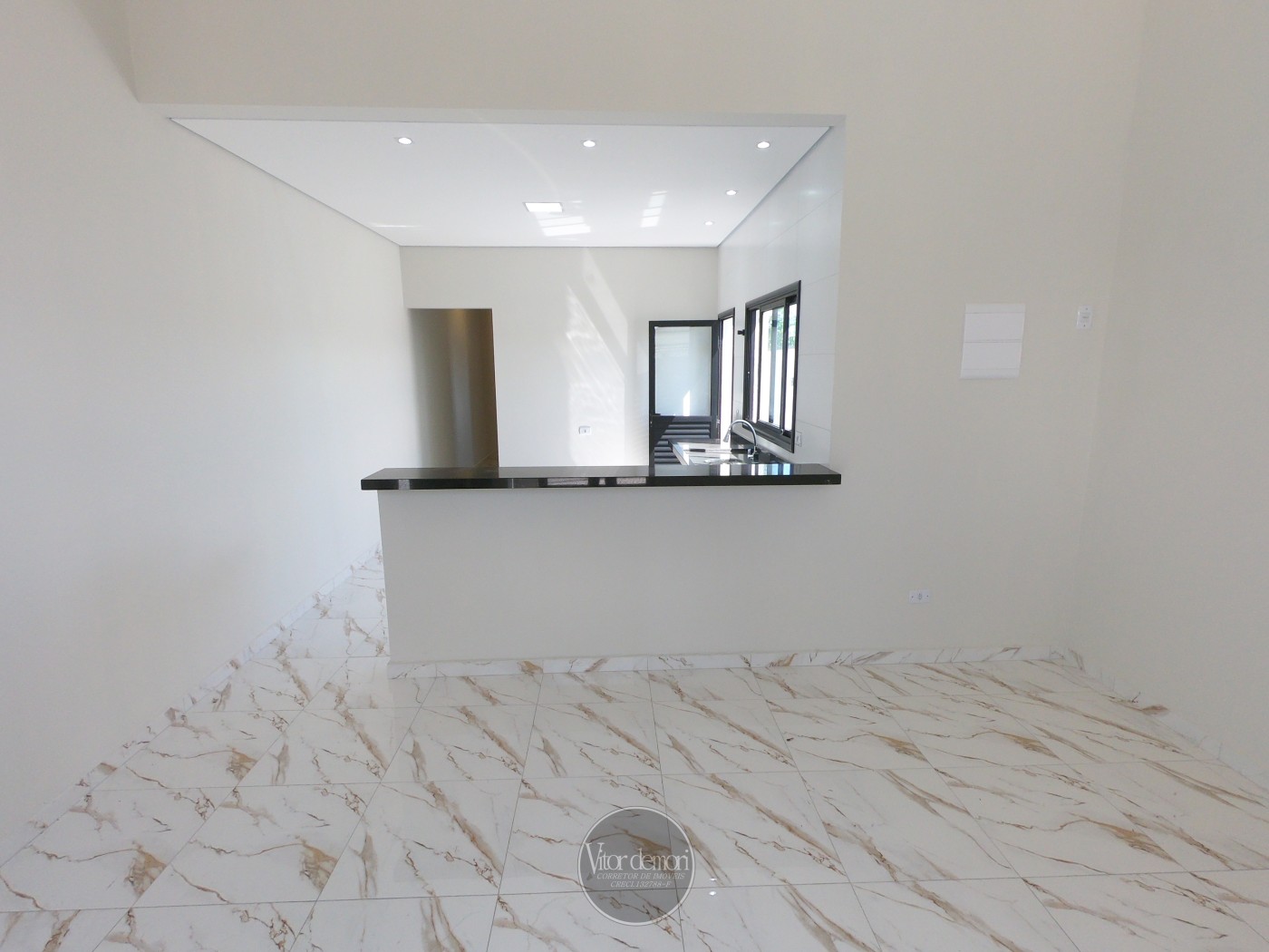 Casa à venda com 3 quartos, 167m² - Foto 4