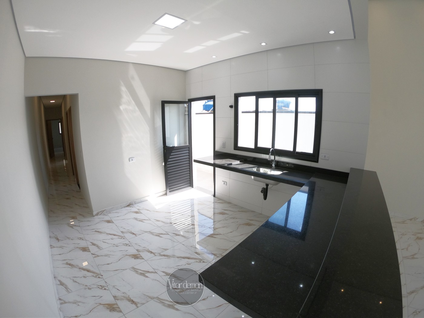 Casa à venda com 3 quartos, 167m² - Foto 5