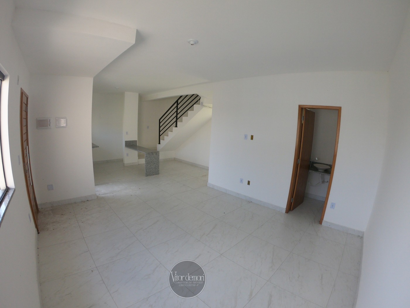 Casa à venda com 3 quartos, 125m² - Foto 2