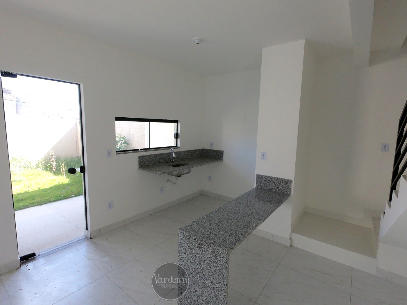 Casa à venda com 3 quartos, 125m² - Foto 8