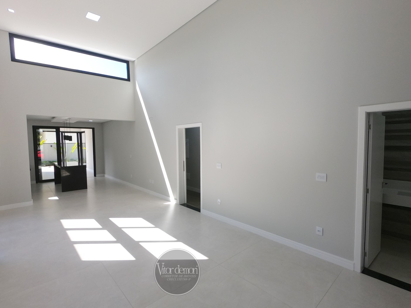 Casa de Condomínio à venda com 3 quartos, 342m² - Foto 4