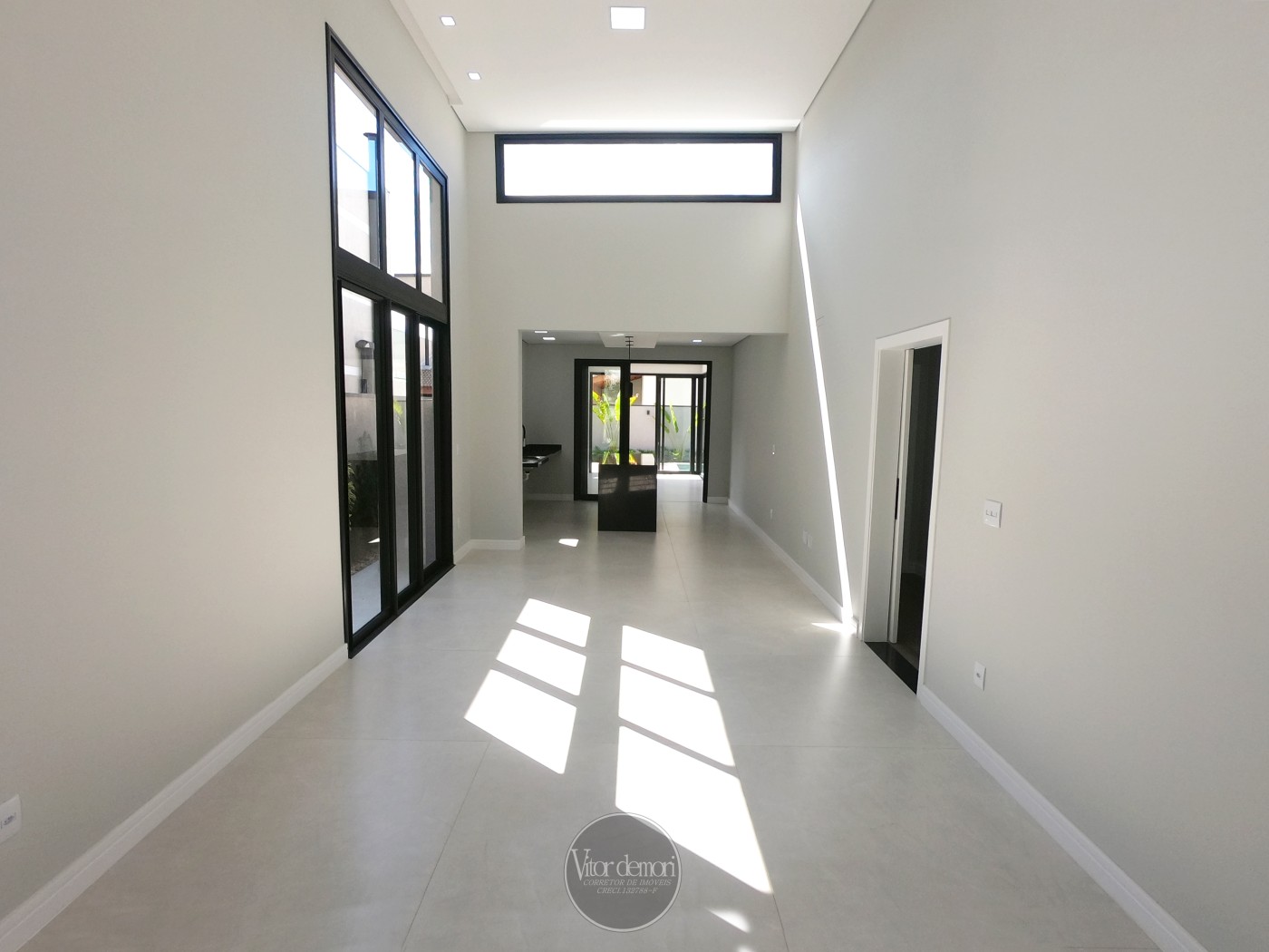 Casa de Condomínio à venda com 3 quartos, 342m² - Foto 5