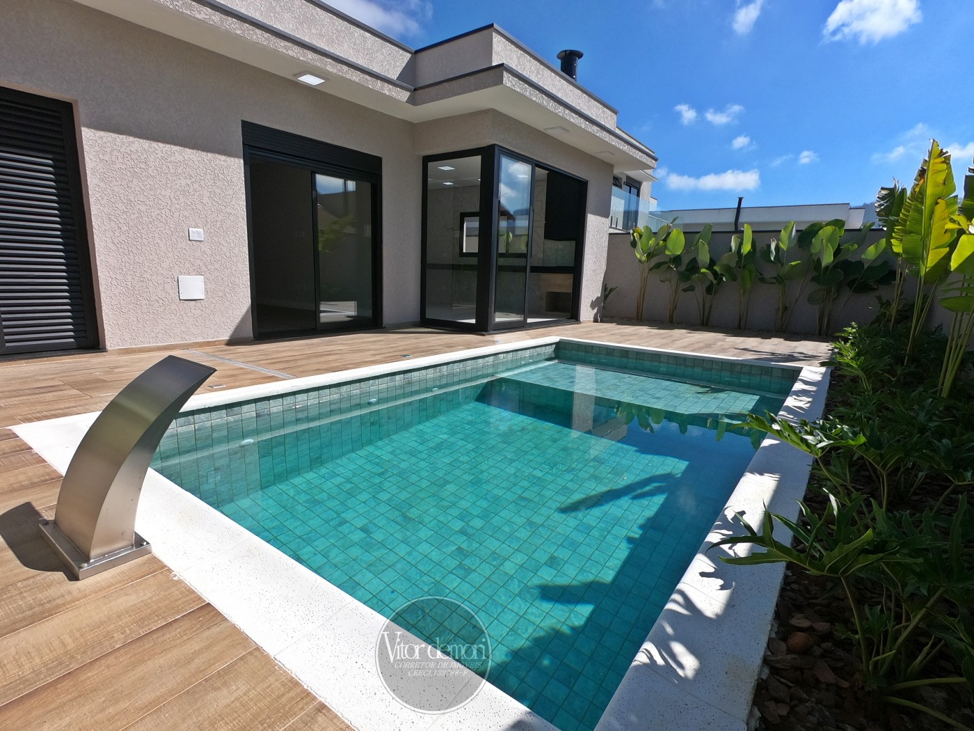 Casa de Condomínio à venda com 3 quartos, 342m² - Foto 3
