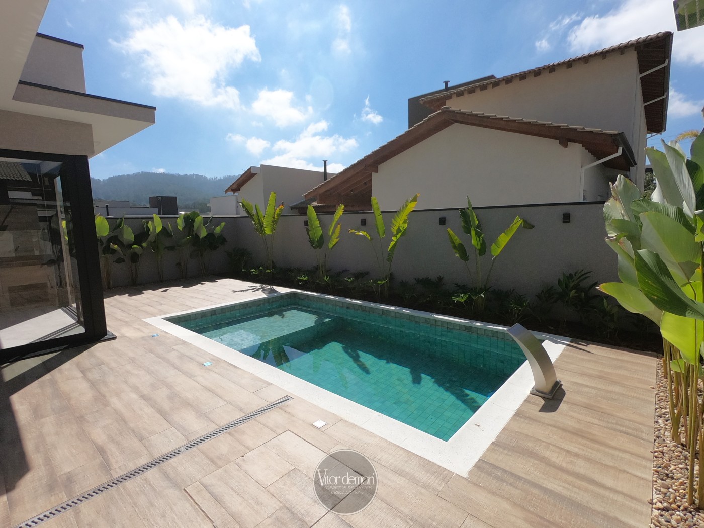 Casa de Condomínio à venda com 3 quartos, 342m² - Foto 15