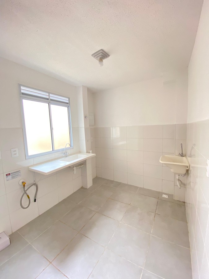 Apartamento à venda com 2 quartos, 40m² - Foto 2