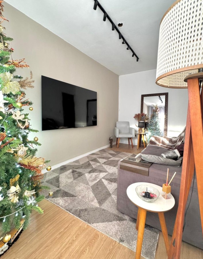 Casa, 2 quartos, 192 m² - Foto 1