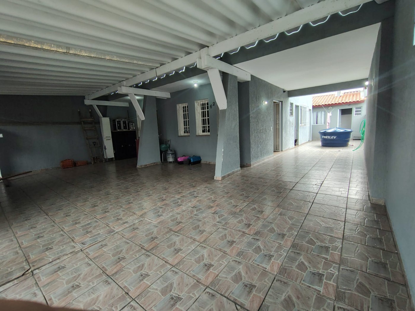 Casa, 3 quartos, 204 m² - Foto 1