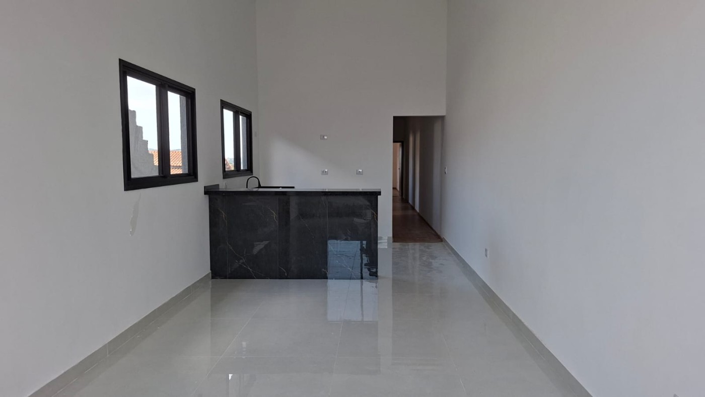 Casa, 3 quartos, 246 m² - Foto 3