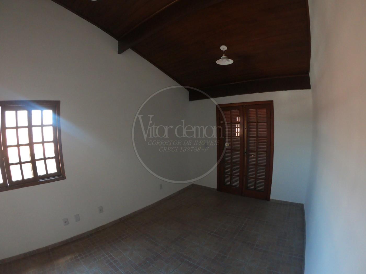 Casa, 3 quartos, 240 m² - Foto 13